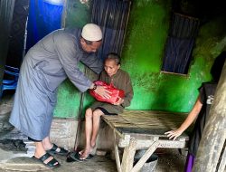Ramadan Penuh Makna, Alumni 1997 SMP Negeri 1 Polut Tebar Ratusan Takjil dan Santuni Panti Asuhan