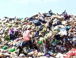 Residu Sampah Berkurang, Jangan Sampai Pemulung yang Menjadi Residu Kebijakan.