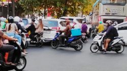 Antrean BBM Di Makassar Bagaikan Aksi Demonsrarsi, Pertamina Klaim Stok BBM Subsidi Aman